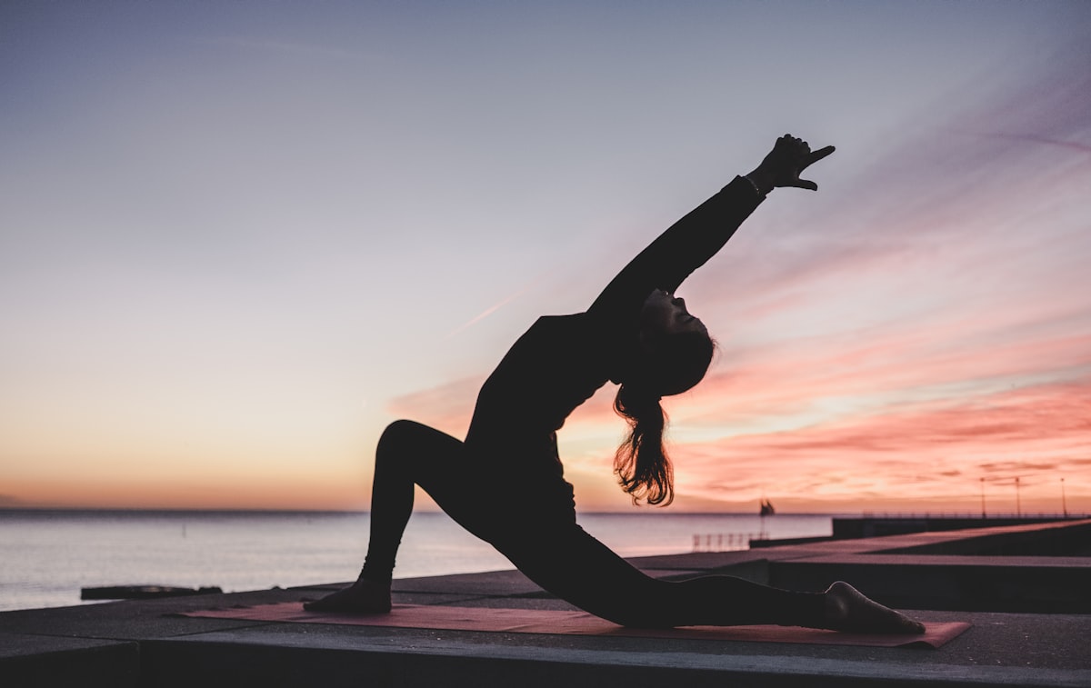 Evening recovery routine for muscle relaxation and flexibility
